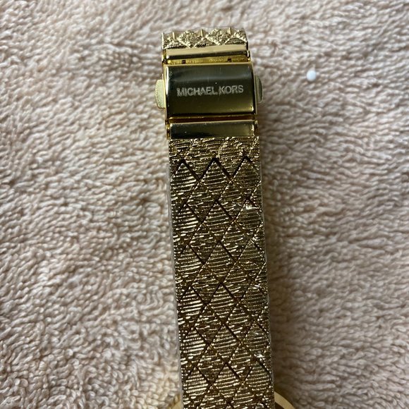 Michael Kors Gold Women's Watch - Picture 7 of 11